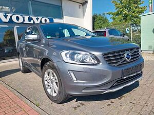 Volvo  D4 Momentum 2WD