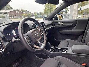Volvo  Core Recharge Pure Electric 2WD