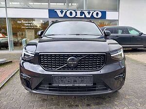 Volvo  B4 Ultra Black Edition 2WD