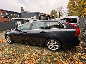 Volvo D4 Kombi Momentum