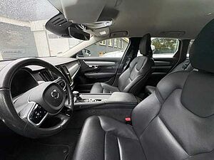 Volvo D4 Kombi Momentum