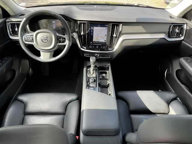 Volvo  T4 Inscription Eu6d-T El. Panodach Navi Leder digitales Cockpit Memory Sitze Sou