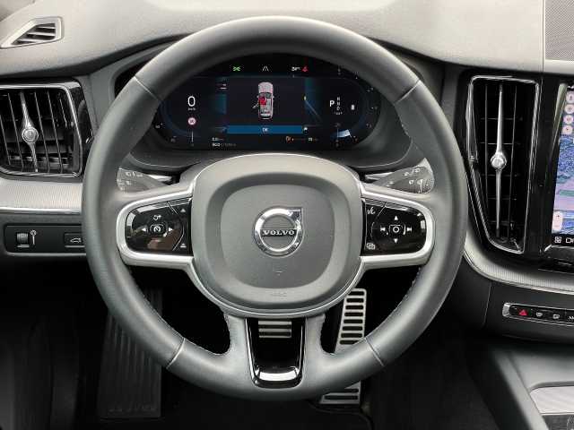 Volvo  R Design 2WD B4 Diesel EU6d digitales Cockpit Memory Sitze Soundsystem HarmanKar