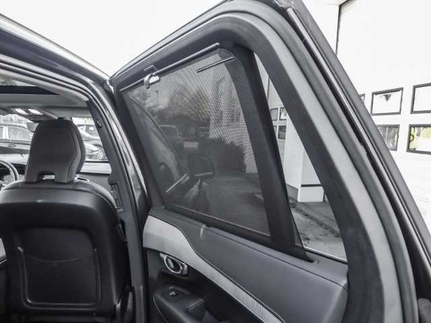 Volvo  Plus Bright AWD B5 Diesel EU6d 7-Sitzer Allrad AD StandHZG digitales Cockpit