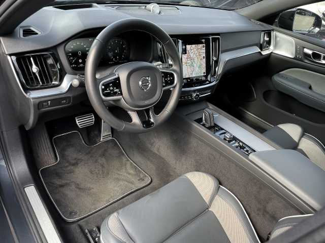 Volvo  R Design B4 Benzin EU6d HUD StandHZG Navi Leder digitales Cockpit Memory Sitze S