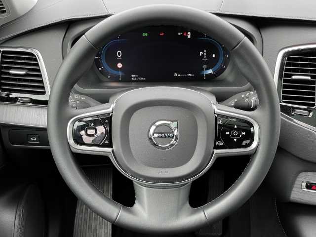 Volvo  Plus Bright AWD B5 Diesel EU6d 7-Sitzer Allrad AD StandHZG digitales Cockpit Mem