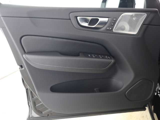 Volvo  Ultra Dark Recharge Plug-In Hybrid AWD T8 Twin Engine EU6d HUD AD StandHZG AHK