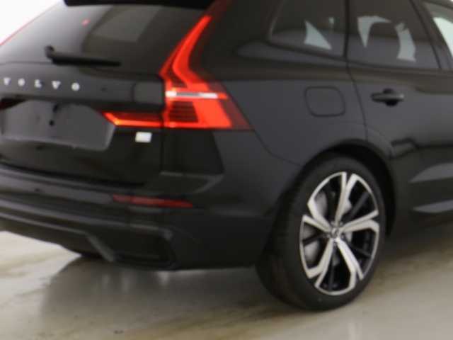 Volvo  Ultra Dark Recharge Plug-In Hybrid AWD T8 Twin Engine EU6d HUD AD StandHZG AHK