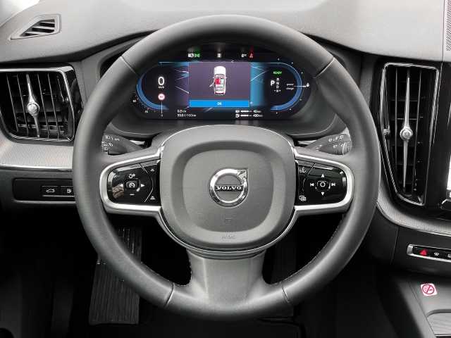 Volvo  Plus Dark Recharge Plug-In Hybrid AWD T8 Twin Engine EU6d AD StandHZG AHK digita