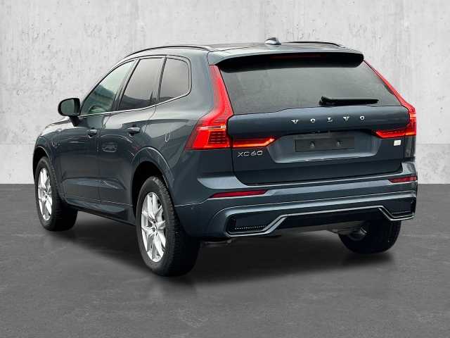 Volvo  Plus Dark Recharge Plug-In Hybrid AWD T8 Twin Engine EU6d AD StandHZG AHK digita