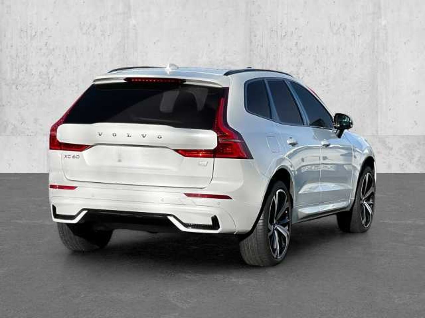 Volvo  R Design Recharge Plug-In Hybrid AWD T6 Twin Engine EU6d StandHZG AHK Leder digi