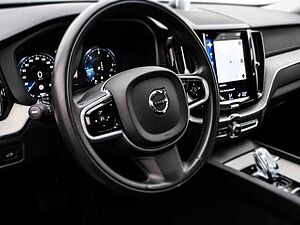 Volvo  Inscription AWD B4 Diesel EU6d Leder Navi StandHZG Keyless e-Sitze ACC Rückfahrk