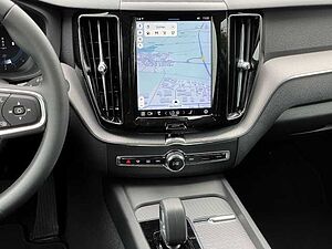 Volvo  Core 2WD B4 Benzin EU6d digitales Cockpit Memory Sitze Soundsystem LED Scheinwer