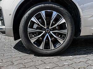 Volvo  Plus Bright 2WD B4 Benzin EU6d digitales Cockpit Memory Sitze Soundsystem 360 Ka