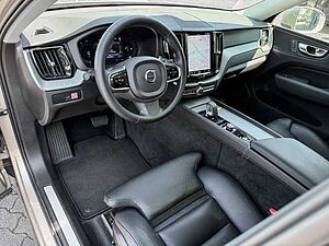 Volvo  Plus Bright 2WD B4 Benzin EU6d digitales Cockpit Memory Sitze Soundsystem 360 Ka
