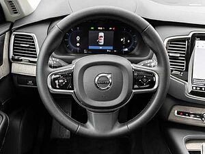 Volvo  Plus Bright AWD B5 Diesel EU6d 7-Sitzer Allrad AD StandHZG digitales Cockpit