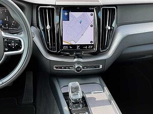 Volvo  Inscription AWD B5 Benzin EU6d Allrad StandHZG AHK Navi Leder digitales Cockpit