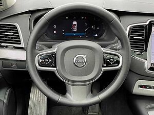 Volvo  Plus Bright AWD B5 Diesel EU6d 7-Sitzer Allrad StandHZG AHK digitales Cockpit Me