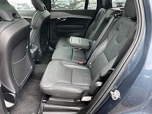 Volvo  Plus Bright AWD B5 Diesel EU6d 7-Sitzer Allrad AD StandHZG digitales Cockpit Mem