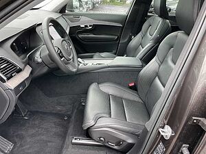 Volvo  Plus Bright AWD B5 Diesel EU6d 7-Sitzer Allrad AD StandHZG digitales Cockpit Mem