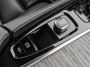 Volvo  Plus Bright AWD B5 Diesel EU6d 7-Sitzer Allrad AD StandHZG digitales Cockpit Mem