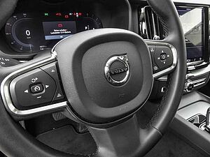 Volvo  Core 2WD B4 Benzin EU6d digitales Cockpit Memory Sitze Soundsystem LED Scheinwer