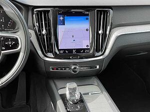 Volvo  Kombi Inscription AWD B5 Benzin EU6d StandHZG Navi Leder digitales Cockpit Memor