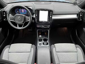 Volvo  Core 2WD B3 EU6d AHK digitales Cockpit Soundsystem Sperrdiff. ACC El. Heckklappe