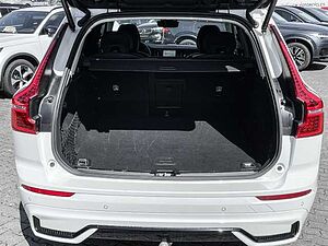 Volvo  Plus Dark Recharge Plug-In Hybrid AWD T8 Twin Engine EU6d AD StandHZG AHK digita