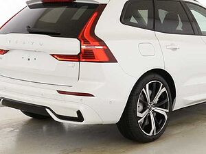 Volvo  Plus Dark Recharge Plug-In Hybrid AWD T8 Twin Engine EU6d AD StandHZG AHK digita