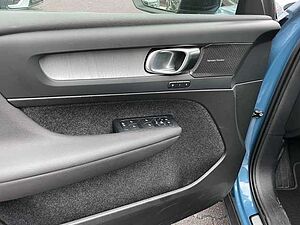 Volvo  Ultra Dark 2WD B4 EU6d Leder digitales Cockpit Memory Sitze Soundsystem HarmanKa