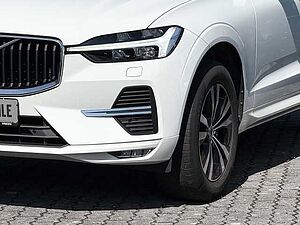 Volvo  Momentum Pro 2WD B4 Diesel EU6d AHK digitales Cockpit Soundsystem LED Kurvenlich
