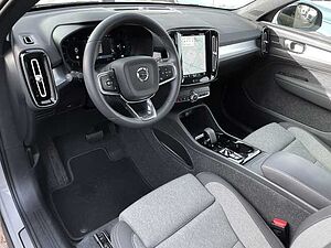 Volvo  Plus Dark 2WD B3 EU6d Navi digitales Cockpit Memory Sitze Soundsystem HarmanKard