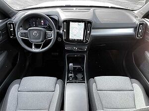 Volvo  Plus Dark 2WD B3 EU6d Navi digitales Cockpit Memory Sitze Soundsystem HarmanKard