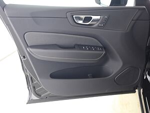 Volvo  Plus Black Edition AWD B5 Benzin EU6d Leder digitales Cockpit Memory Sitze Sound