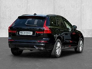 Volvo  Plus Black Edition AWD B5 Benzin EU6d AHK digitales Cockpit Memory Sitze Soundsy