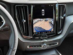 Volvo  Plus Black Edition AWD B5 Benzin EU6d AHK digitales Cockpit Memory Sitze Soundsy