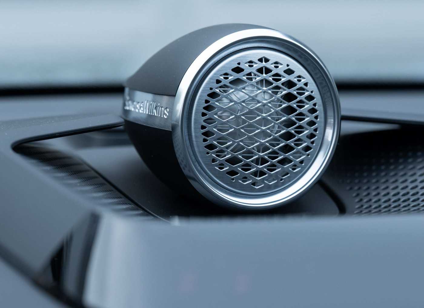 Volvo  Ultra Twin Motor AWD  7-Sitzer Panoramadach CARE