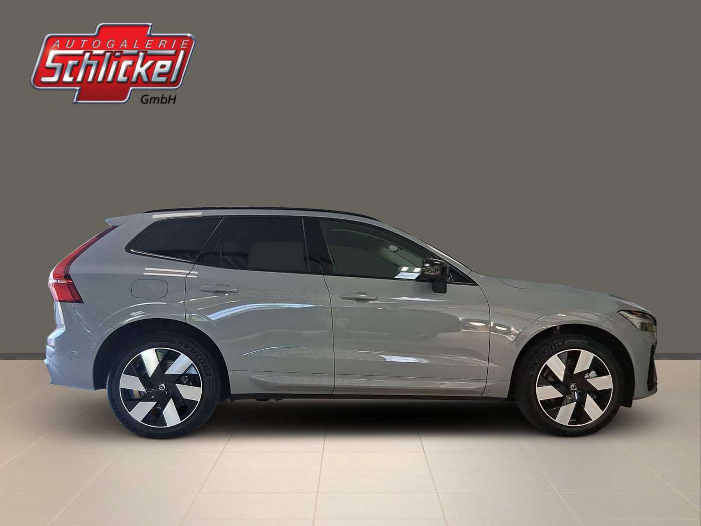 Volvo  T8 Ultimate Dark Recharge Plug-In Hybrid AWD ACC