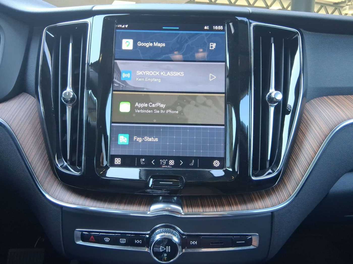 Volvo  T8 Plus Bright Recharge Plug-In Hybrid AWD