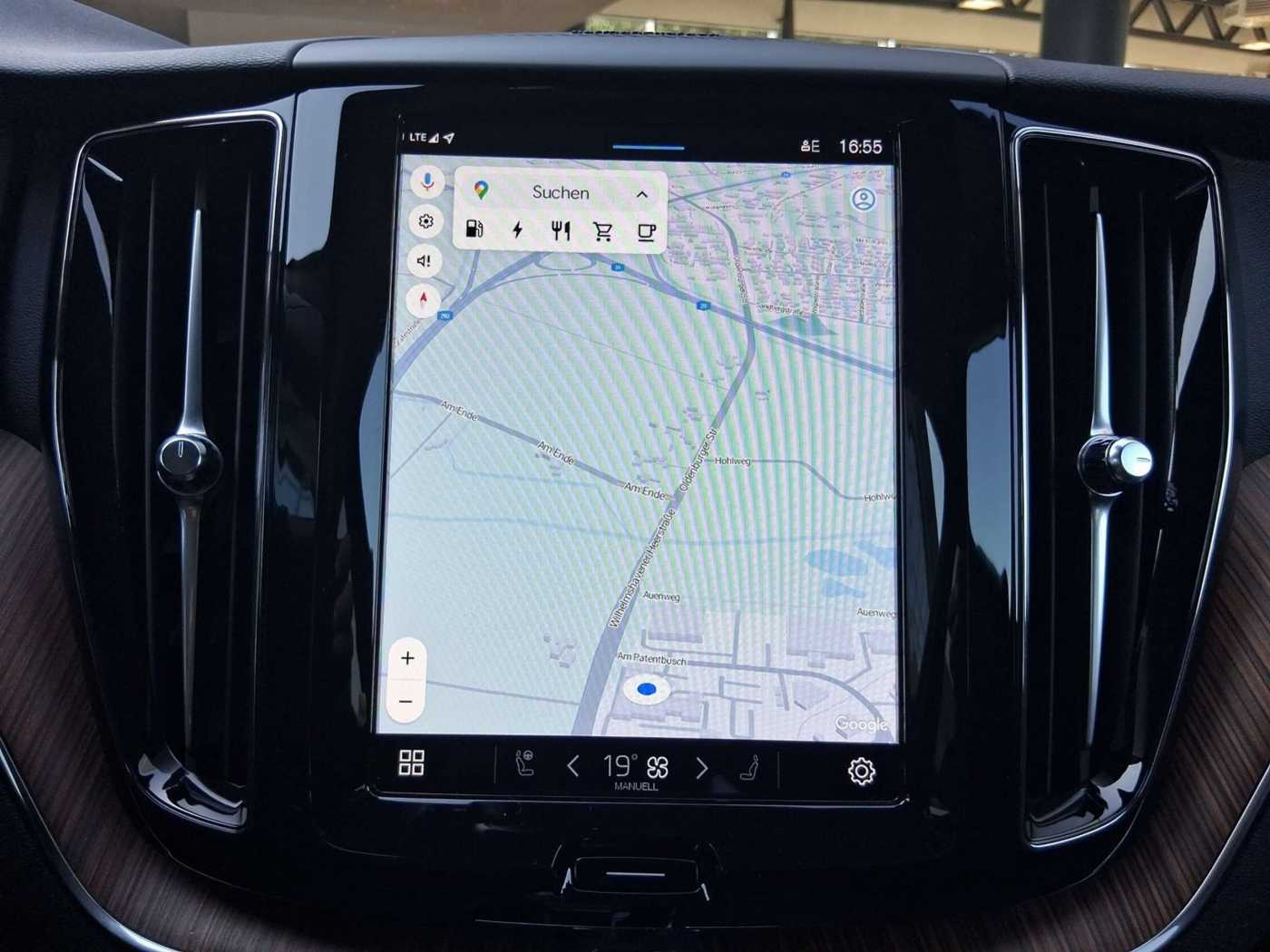 Volvo  T8 Plus Bright Recharge Plug-In Hybrid AWD