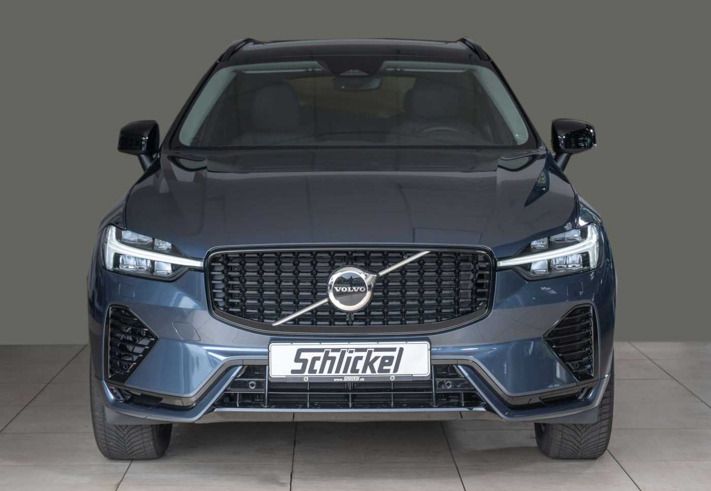 Volvo  T6 AWD Plus Dark Recharge Plug-In Hybrid Leder