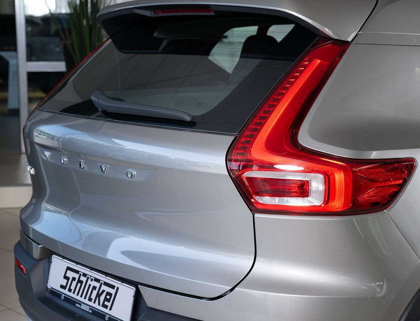 Volvo  T4 Inscription Expression Recharge Hybrid Plug-in