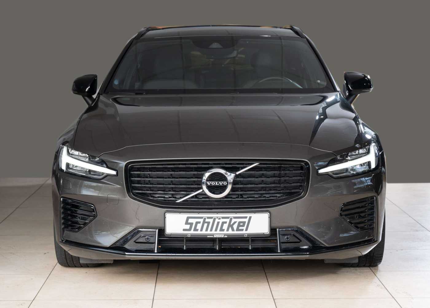 Volvo  T8 R-Design Recharge Plug-In Hybrid AWD