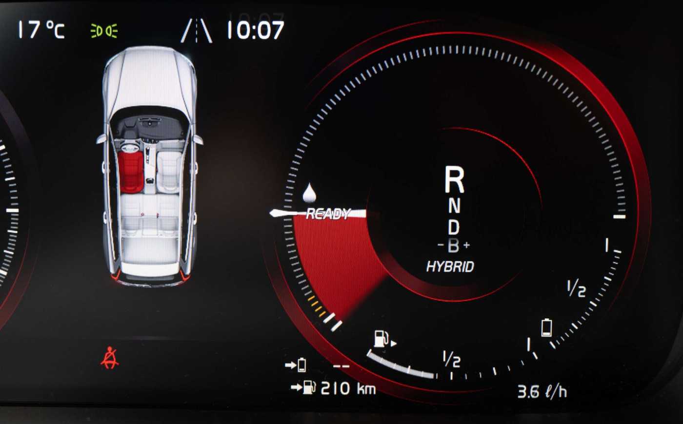 Volvo  T6 AWD R- Design Recharge Plug-In Hybrid ACC