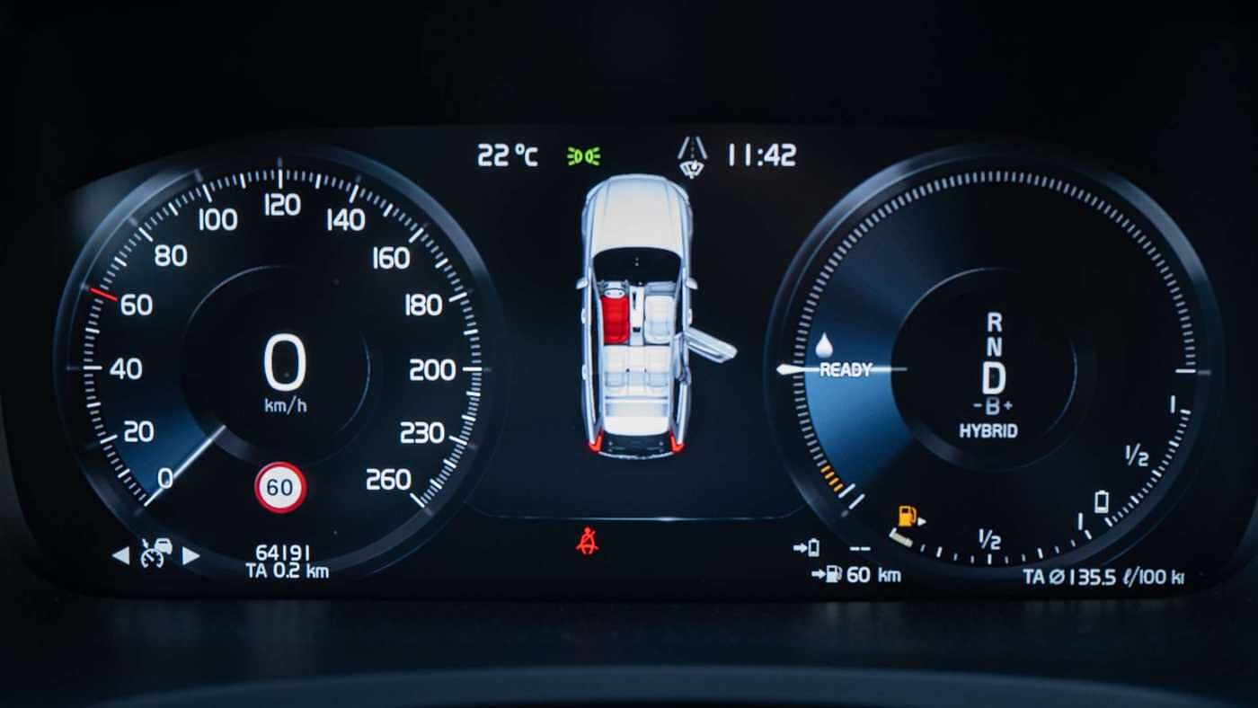Volvo  T6 Twin Engine Plug-In AWD Inscription Head-up