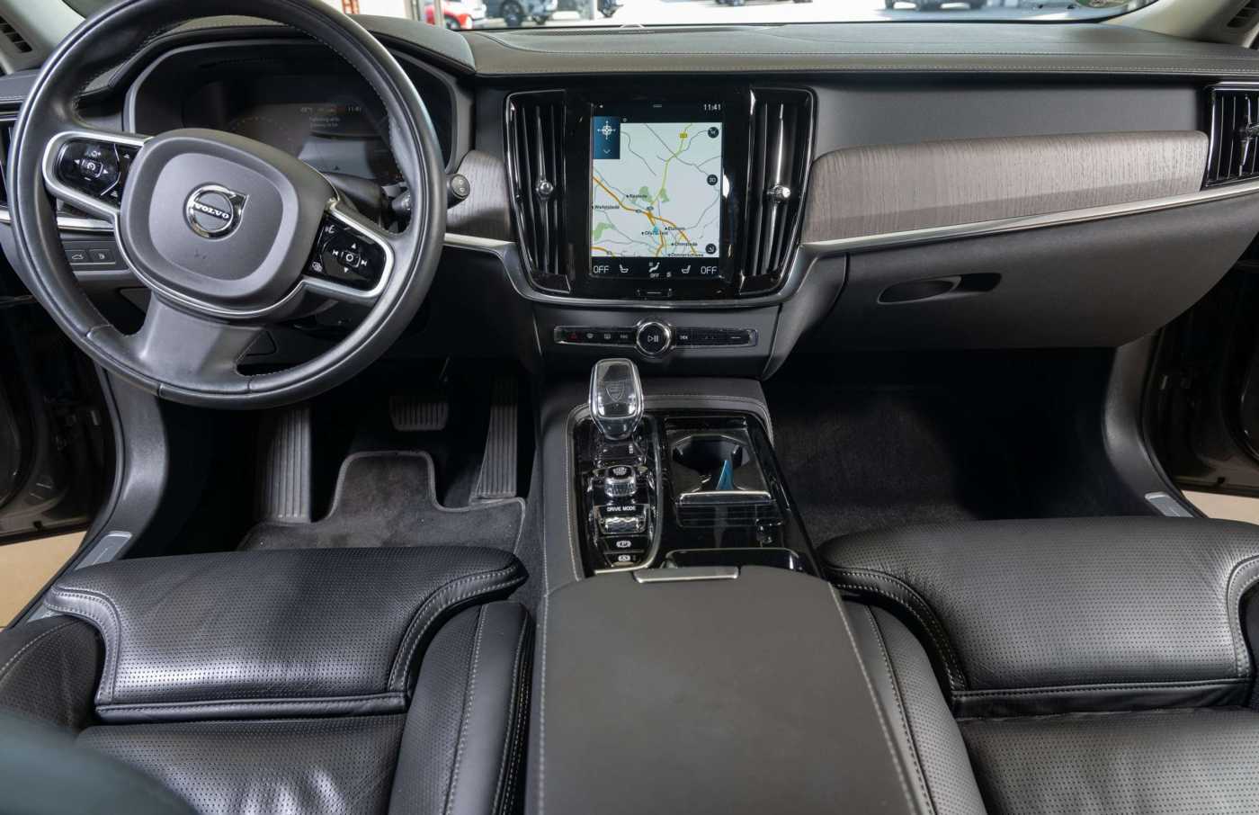 Volvo  T6 Twin Engine Plug-In AWD Inscription Head-up