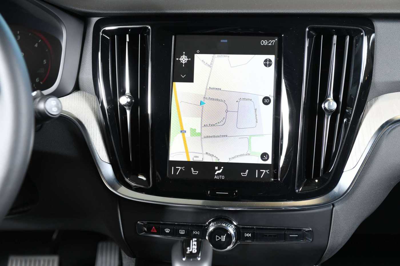 Volvo  D4 Inscription Navi Leder ACC 2-Zonen-Klimaautoma.