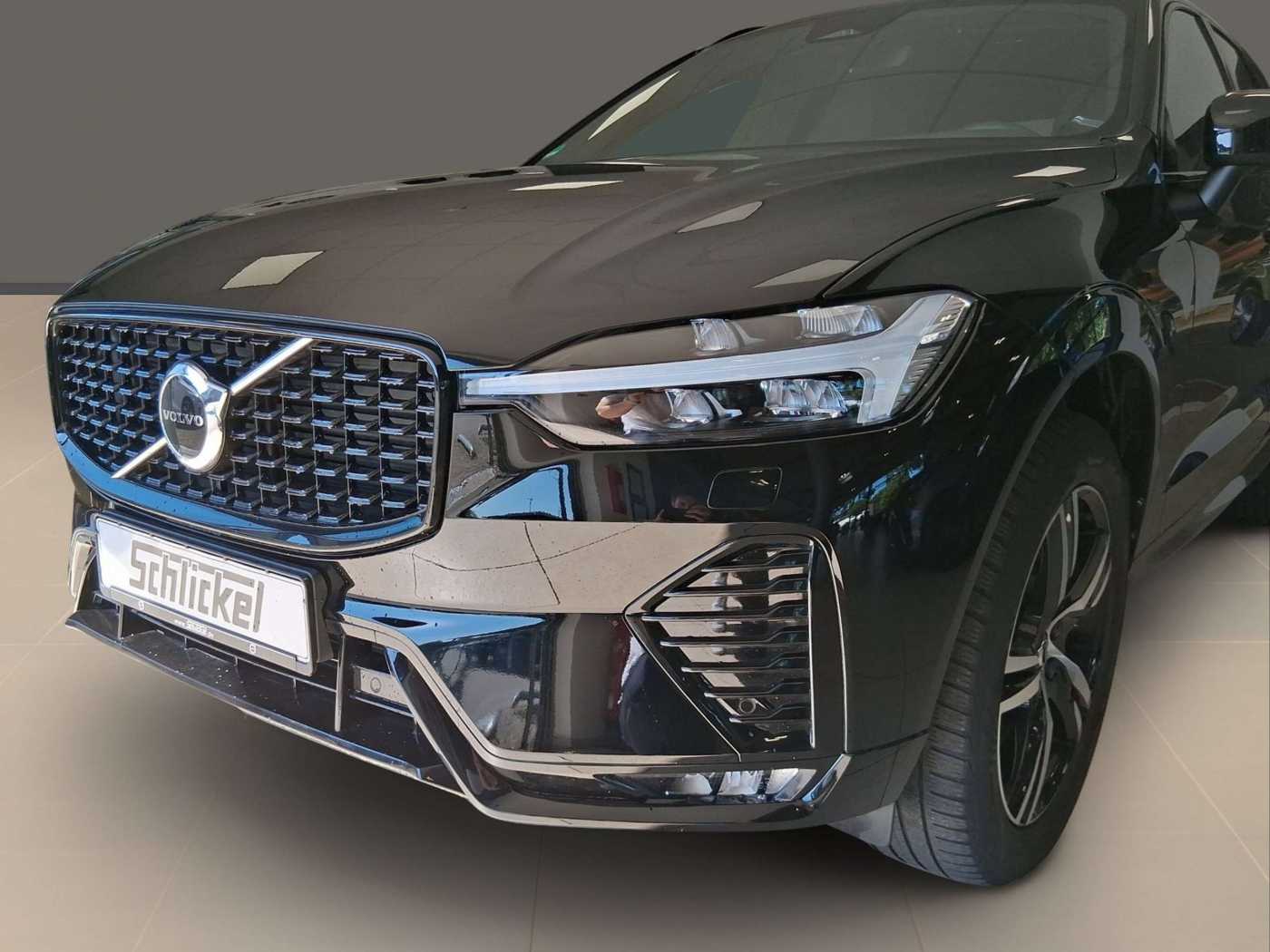 Volvo  B4 R- Design Navi ACC 2-Zonen-Klimaautomatik AHK
