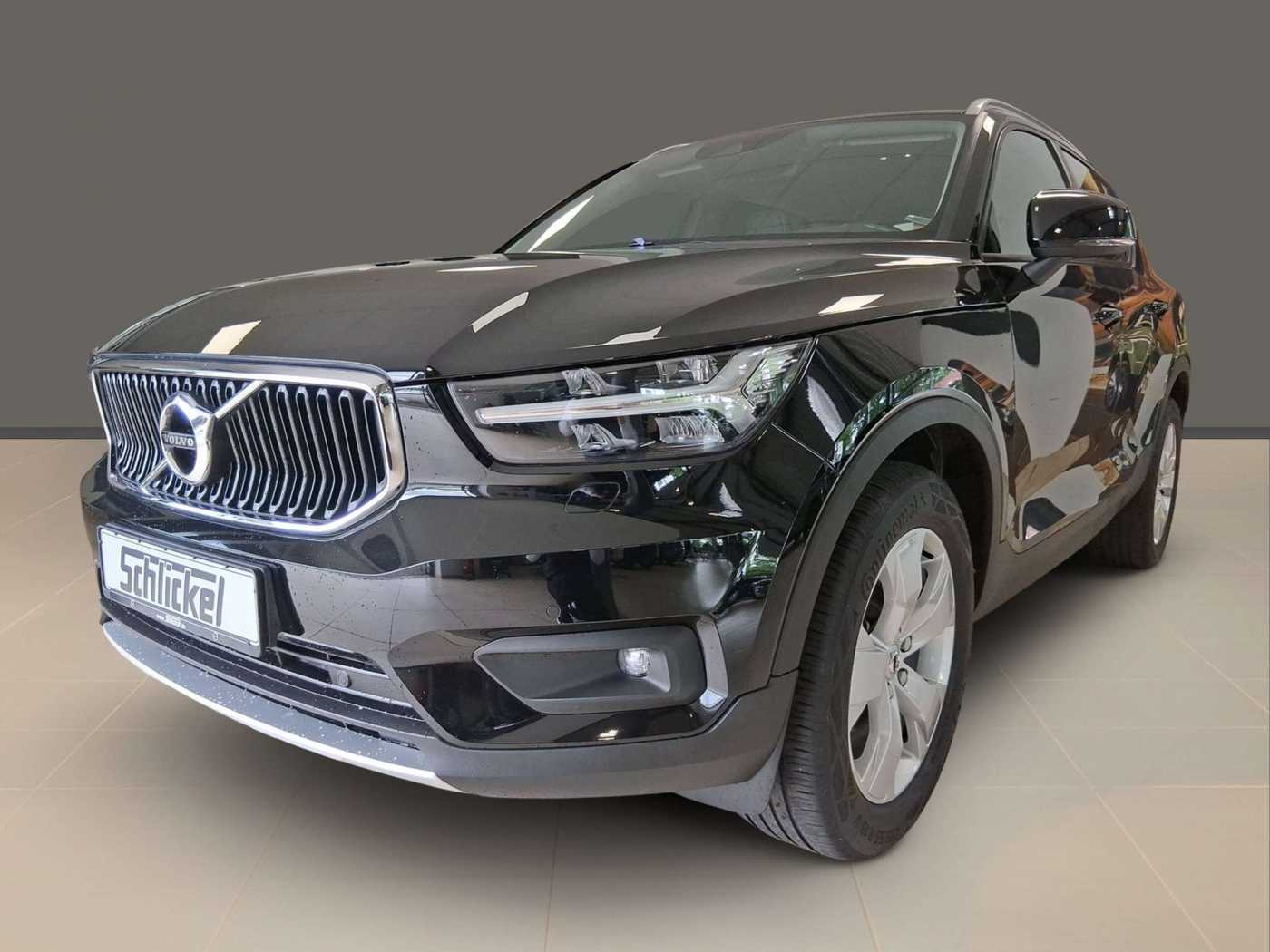 Volvo  T3 Momentum Pro Navi ACC Kamera AHK el. Klimaauto.